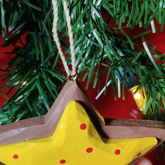 Star Ornament that looks like an Iced Sugar Cookie - Picture 4 of 9